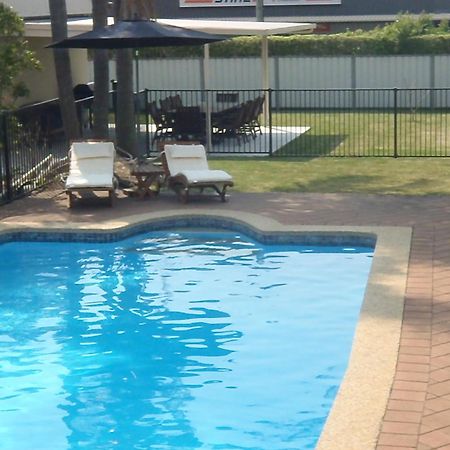 Caravilla Motor Inn Taree Exterior foto